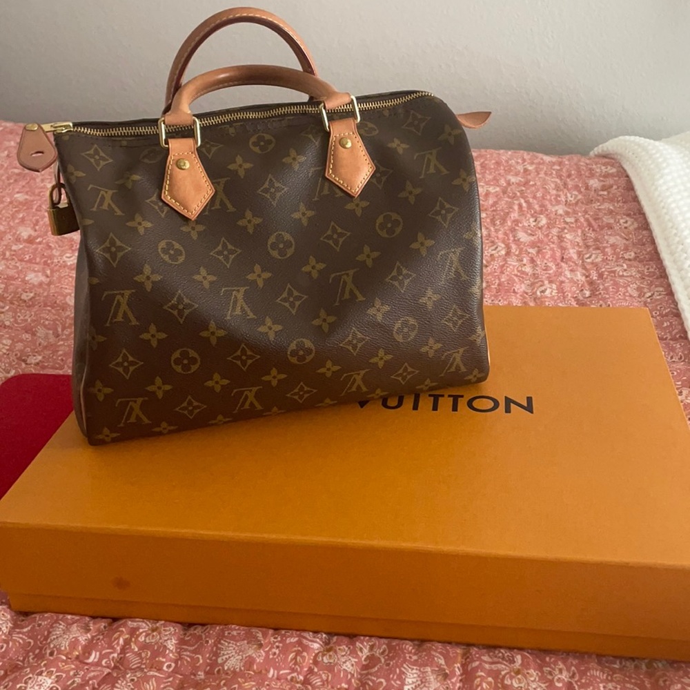 Louis Vuitton Speedy 30
